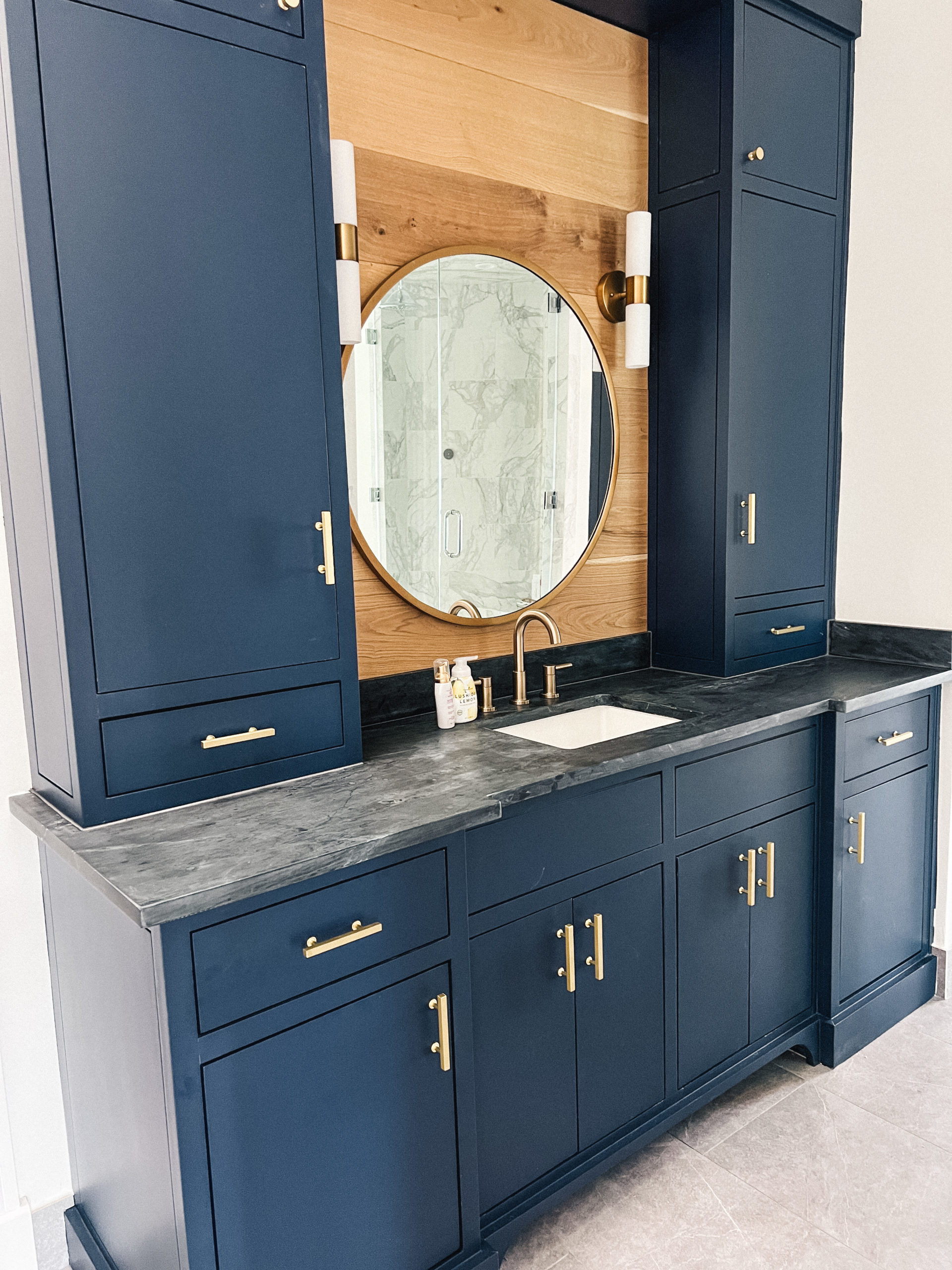 primary bathroom vanity 1