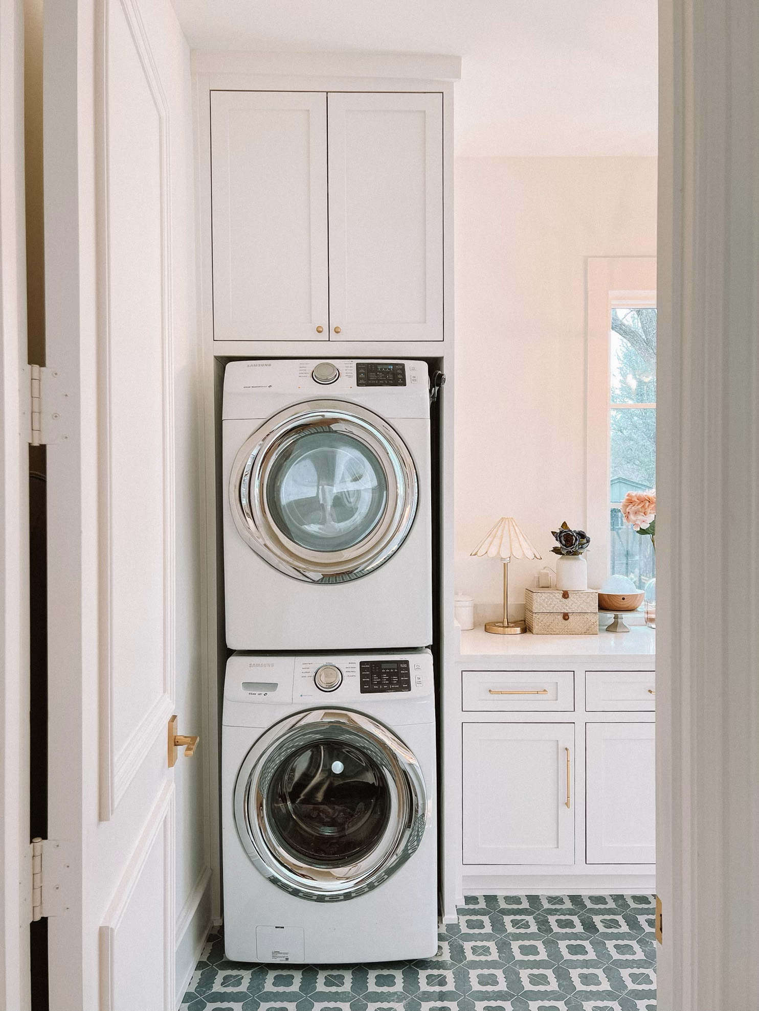 laundry room organization